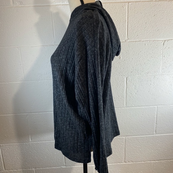 All In Favor Charcoal Gray Hoodie Sweater Large - Picture 3 of 9